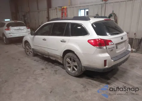 2014 Subaru Outback 2.5I Limited z USA, uszkodzony, nr VIN 4S4BRBPC1E3242596